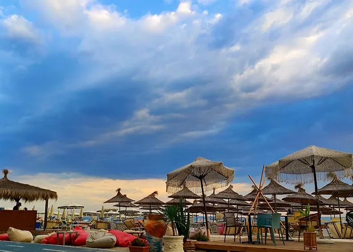 Daire Sandy Blue Sea