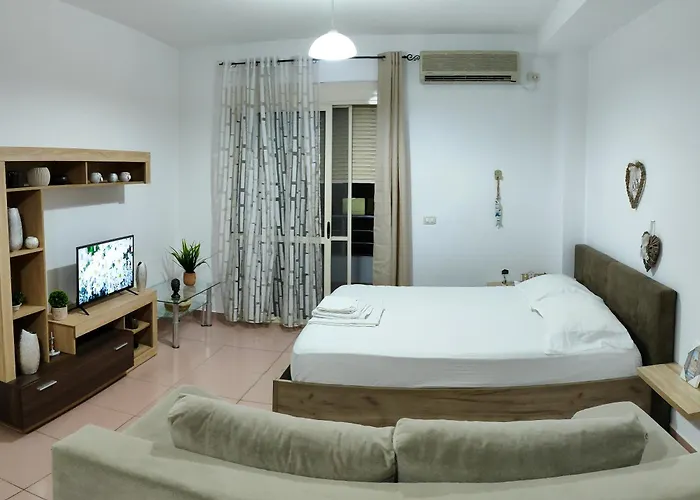 Sandy Blue Sea Daire